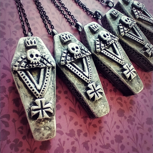 Crown Skull Coffin | Pendant Necklaces