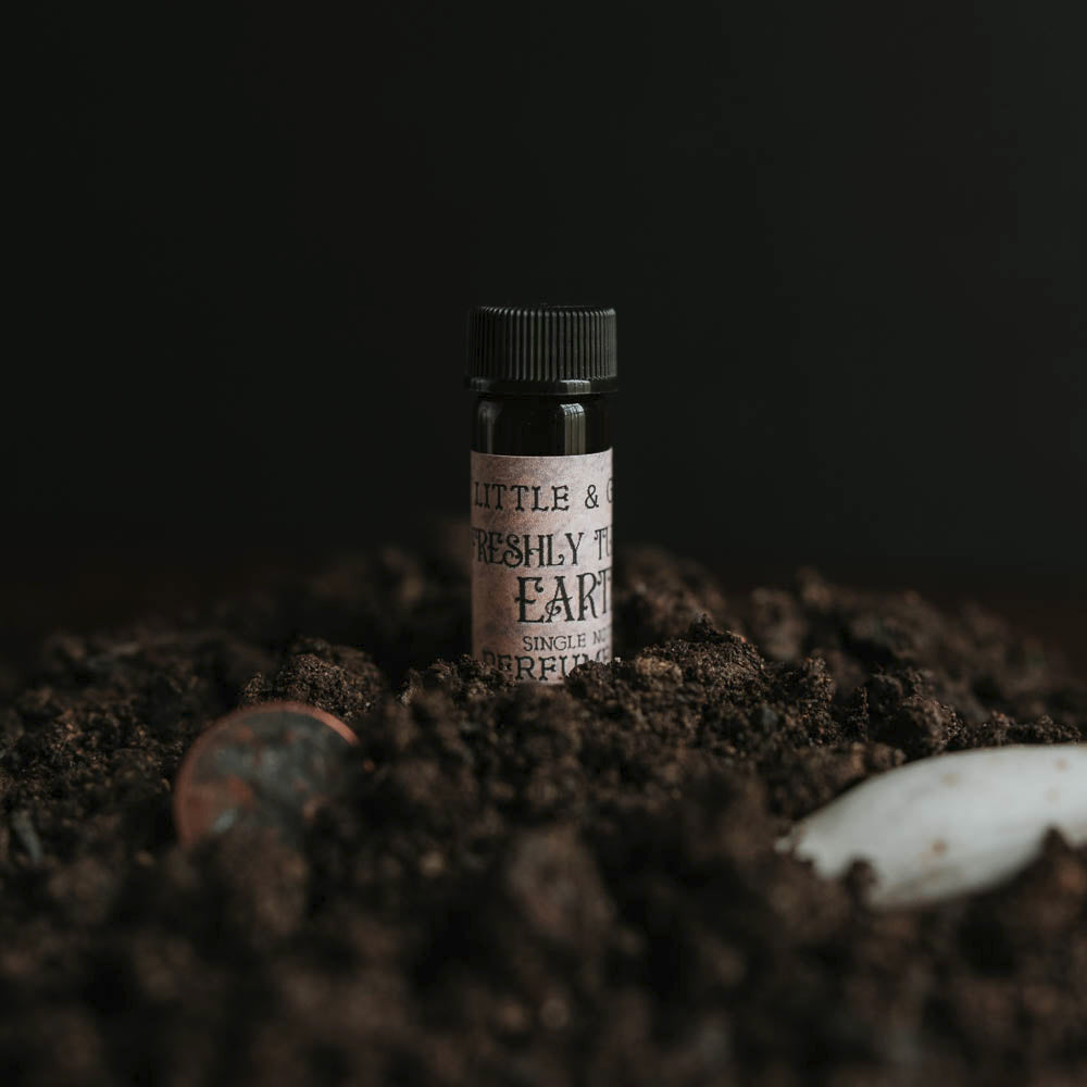 Freshly Turned Earth | Single Note Artisan Perfume