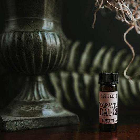 Gravedigger's Daughter | Artisan Perfume